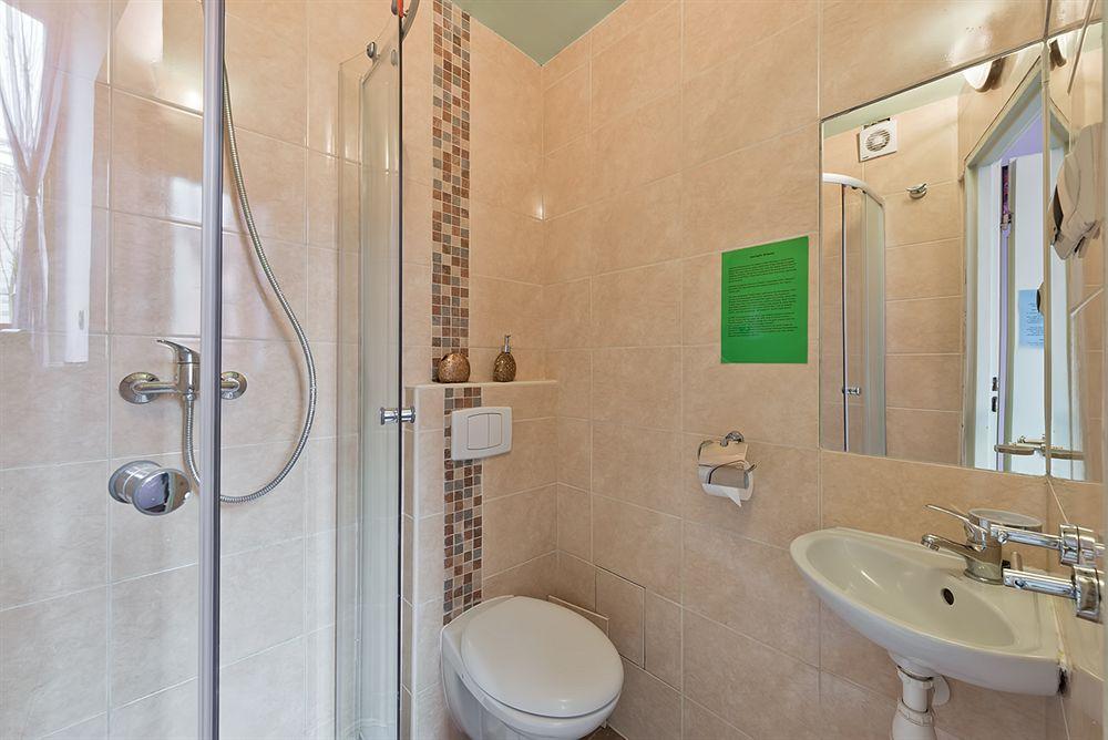 Apartments Princess Krakow Luaran gambar