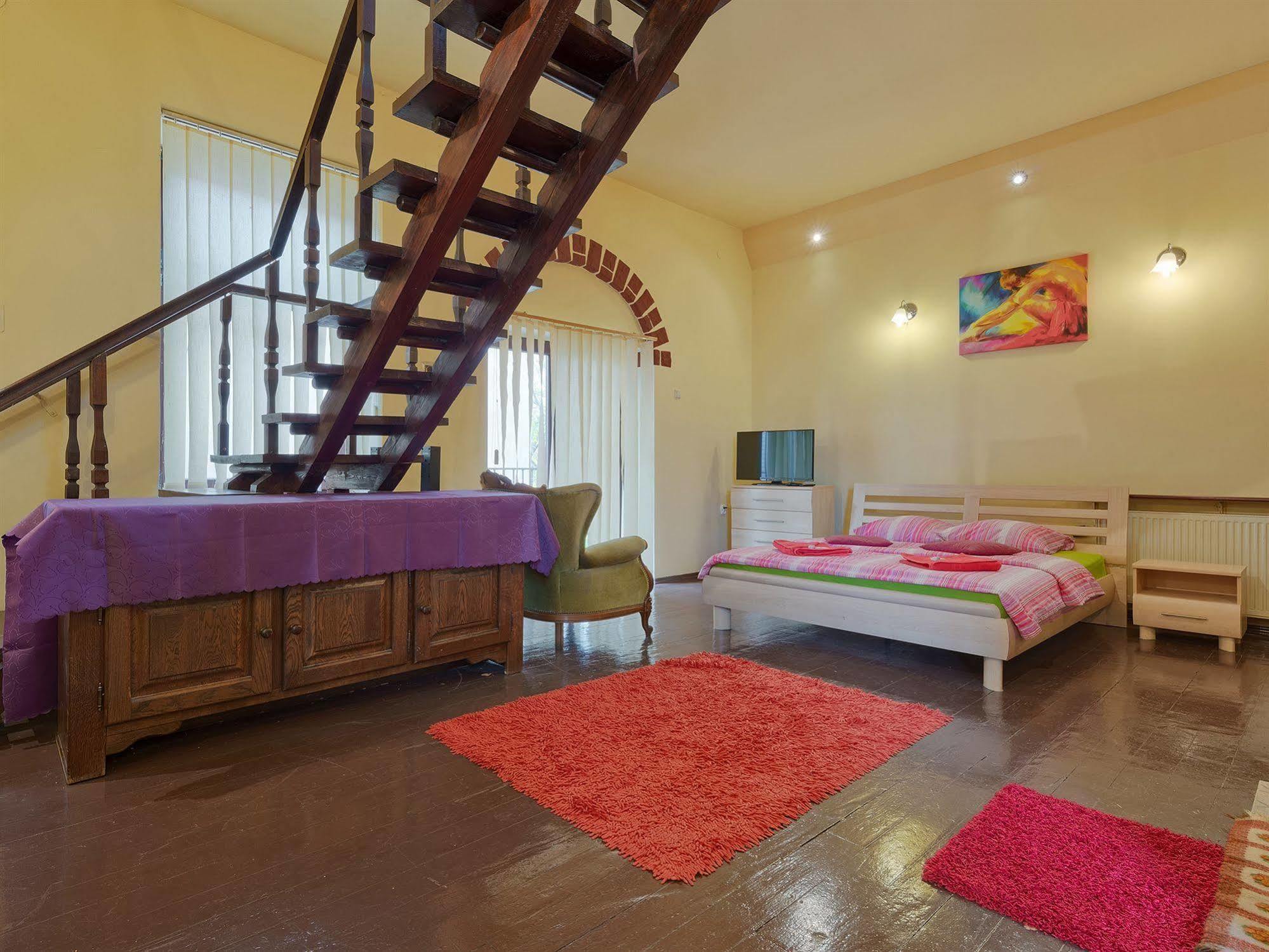Apartments Princess Krakow Luaran gambar
