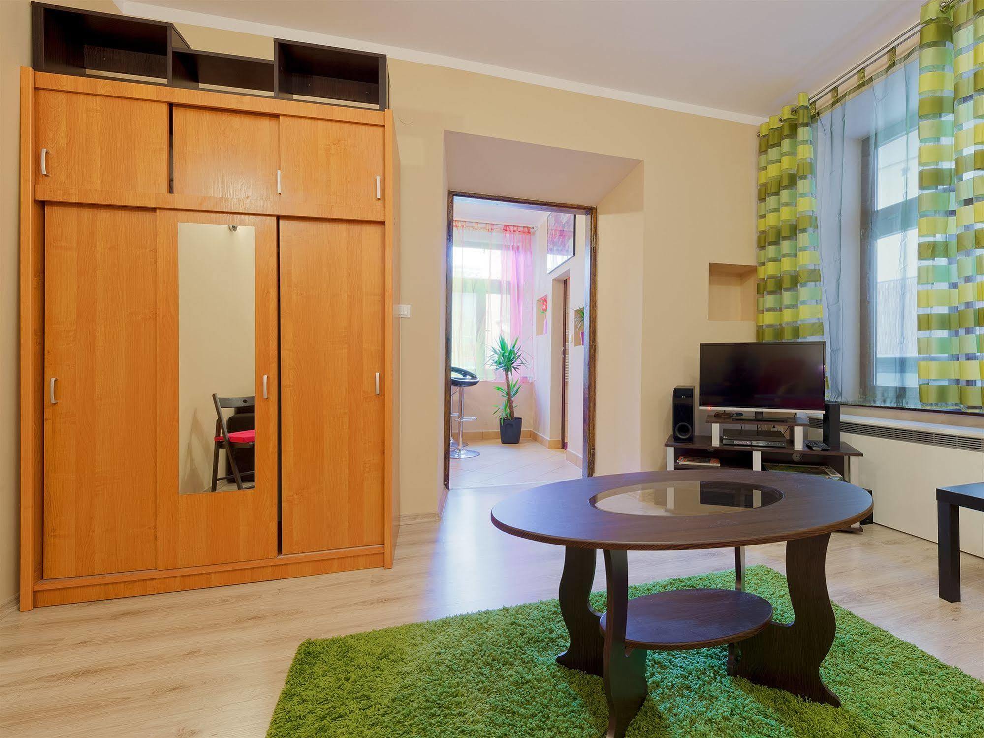 Apartments Princess Krakow Luaran gambar